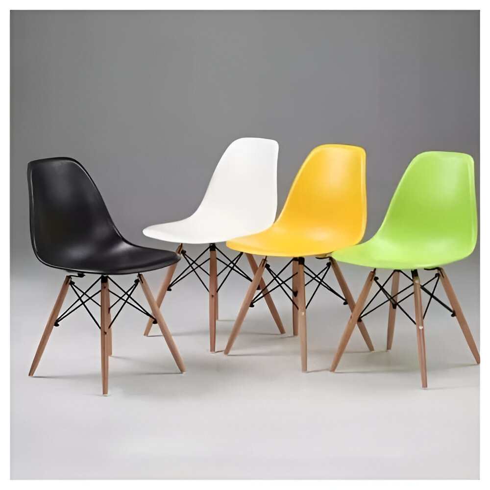 Commercial Lounge/Restaurant Eames Plastic Chairs - Image 4